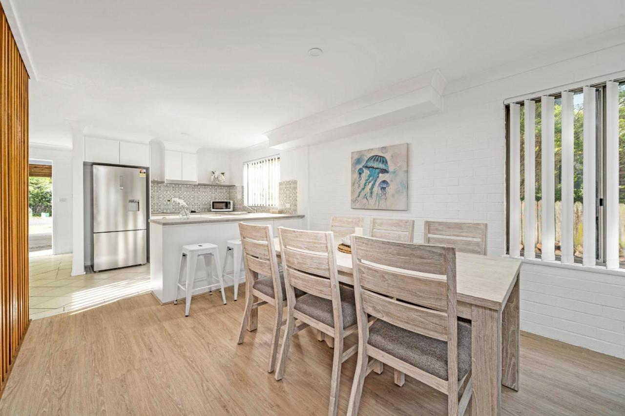 Husky 56 Beachfront Villa'S - Great Location On The Beach Huskisson Exterior foto