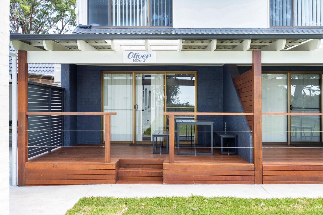 Husky 56 Beachfront Villa'S - Great Location On The Beach Huskisson Exterior foto