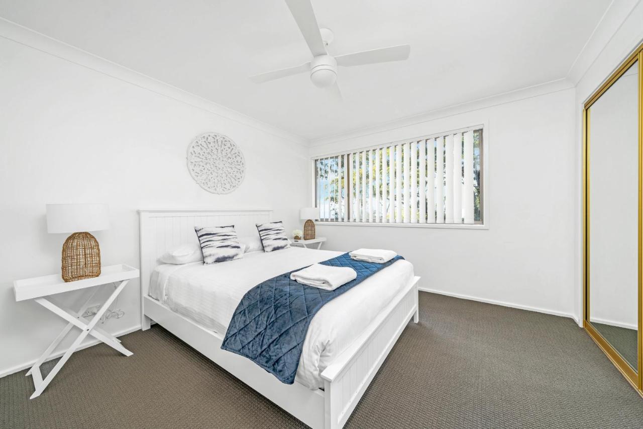 Husky 56 Beachfront Villa'S - Great Location On The Beach Huskisson Exterior foto